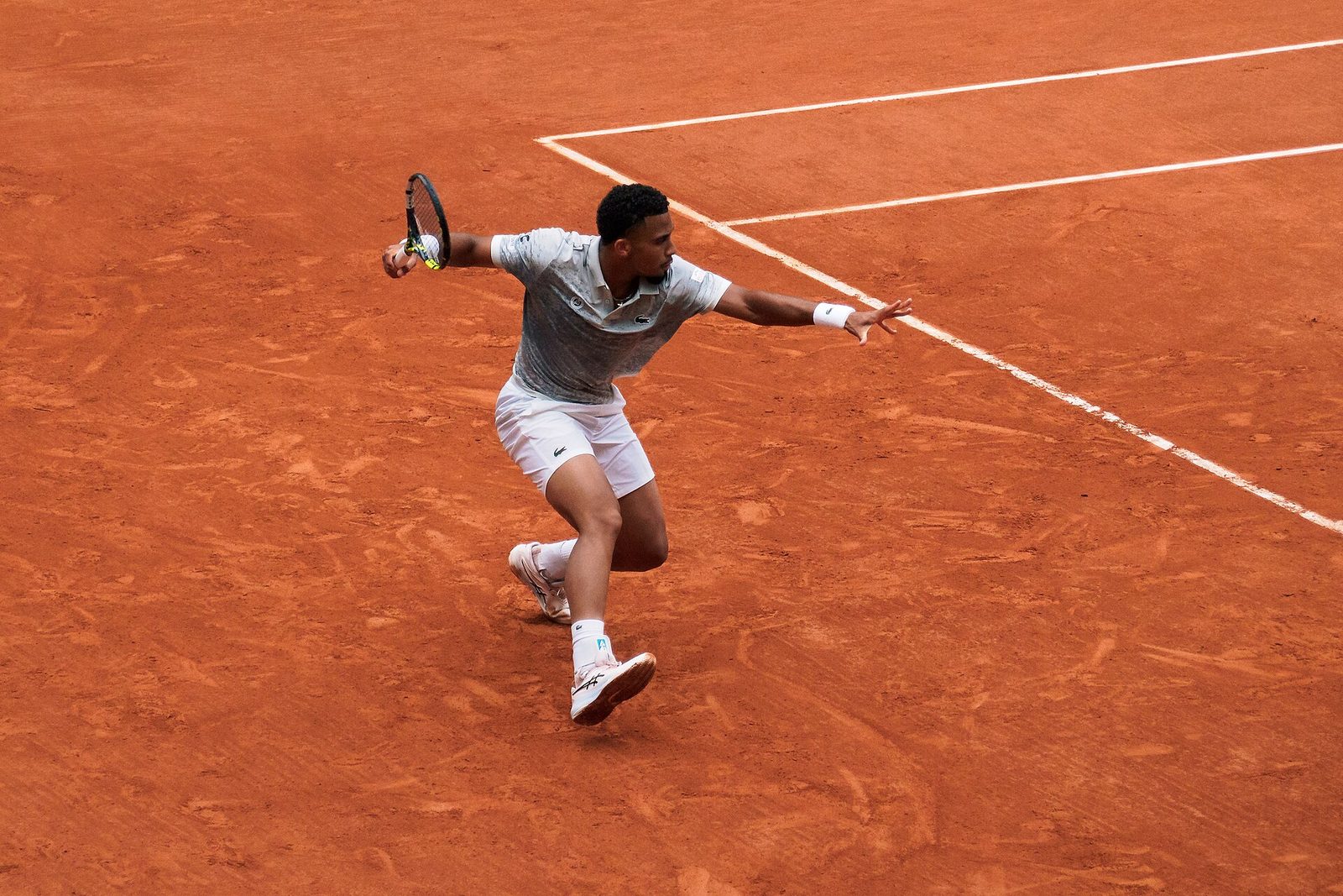 Arthur Fils hitting a forehand